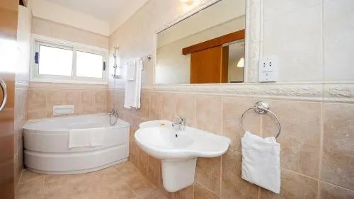 Rent Private Villa 196