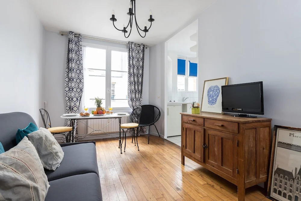 Place des Vosges - Bastille Apartment