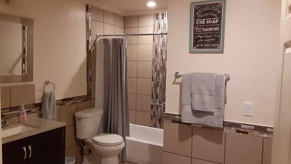 Updated and Modern 1-bedroom in Baton Rouge