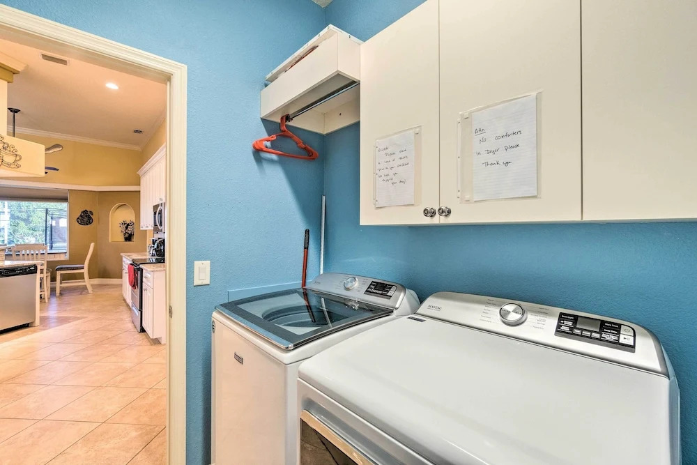 Spacious Port Charlotte Home w/ Lanai!