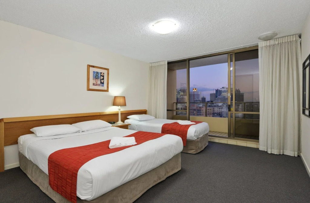 Summit Apartments