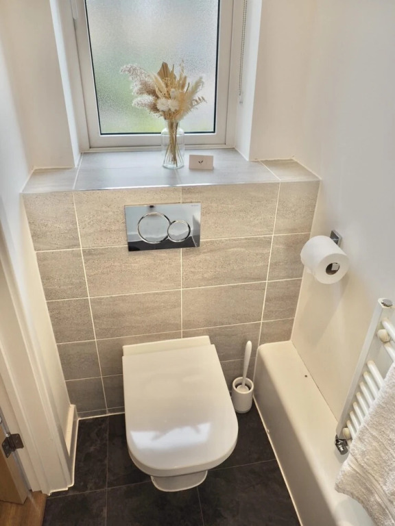 SA Today Firepool Cres Taunton Fibre Wi-fi Netflix