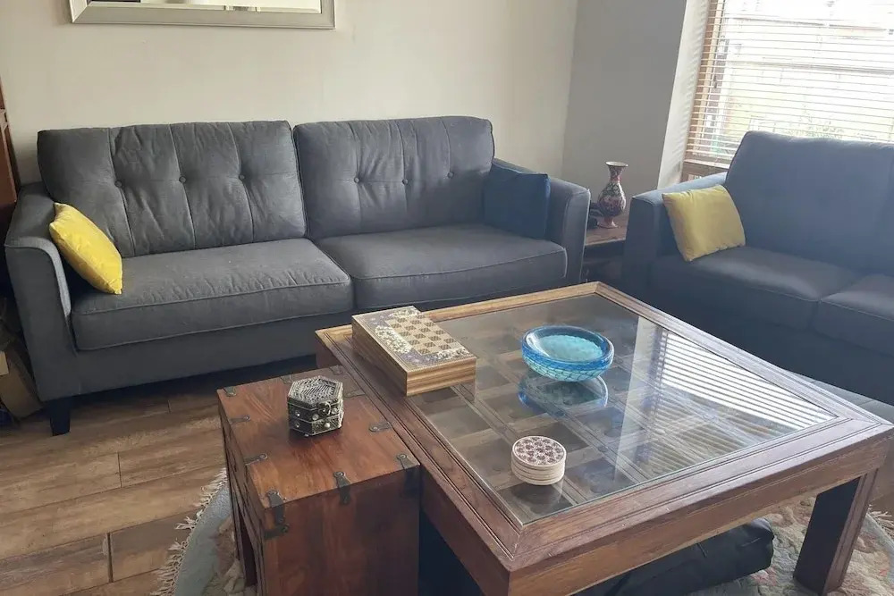 Lovely 2-bed Apartment -sleeps 5 & Parking