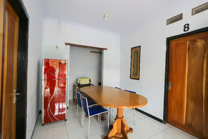 Spot On 2497 Pesona Guest House