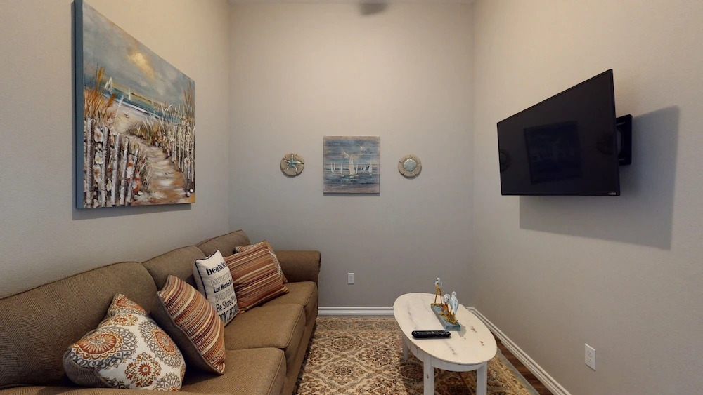 The Chic 3 Bedroom Townhouse