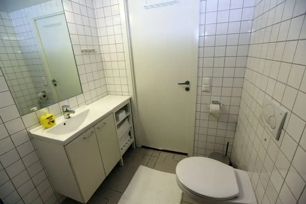 Sentral 3 roms top leilighet med gratis parkering