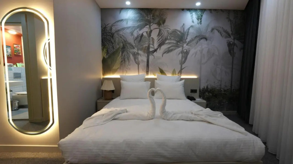 Cartier Luxury Otel