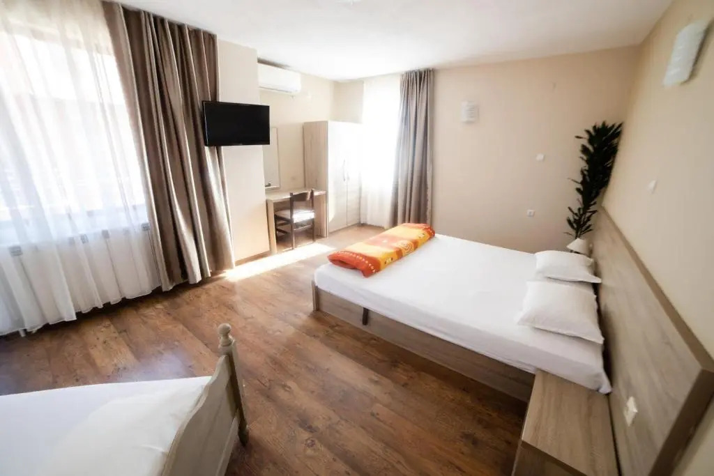 Zenith Guest House