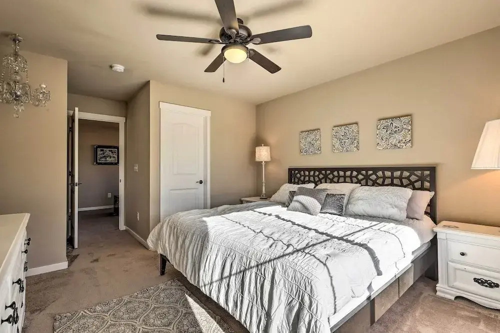 Ski-in/out Granby Home w/ Gas Grill & Fire Pit!