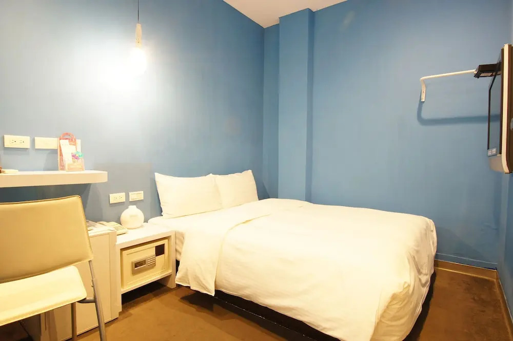 Color Fun Inn