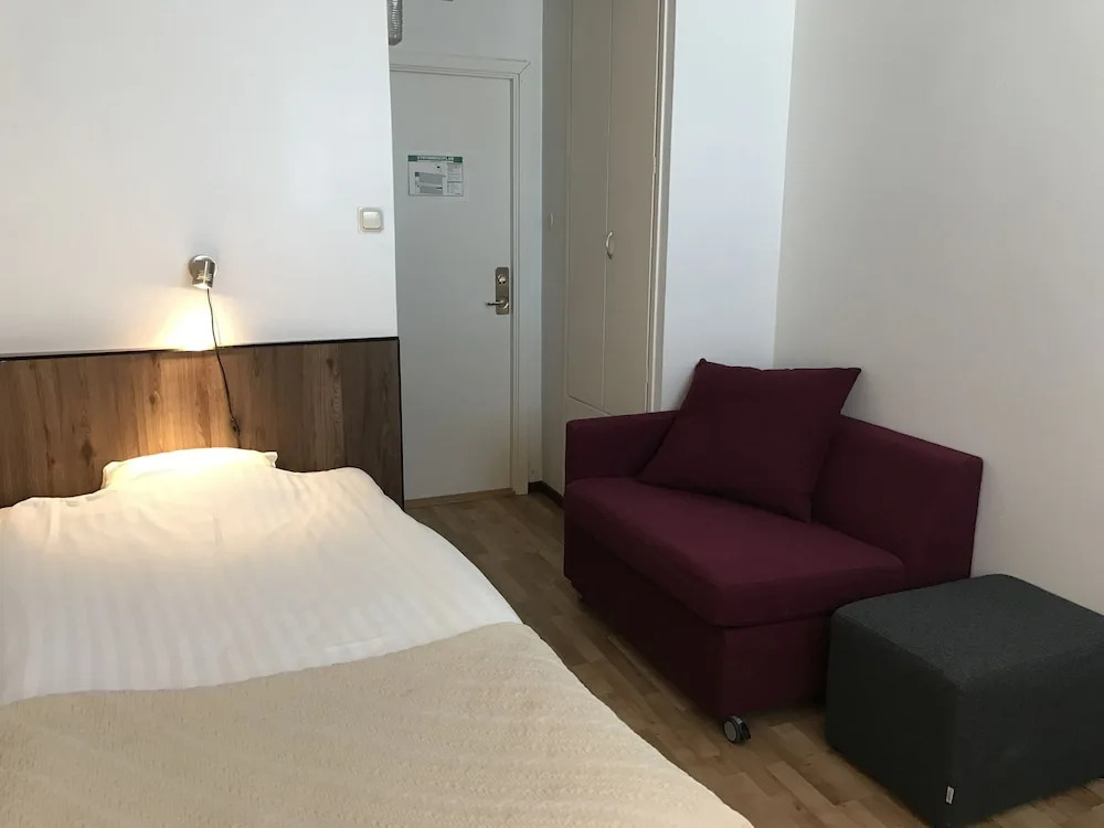 Strand City Hotel