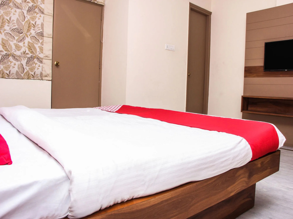 Collection O 14600 Hotel Chawla