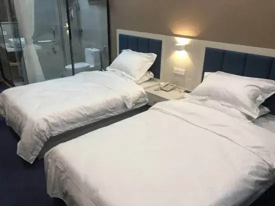 Xuequan Hotel