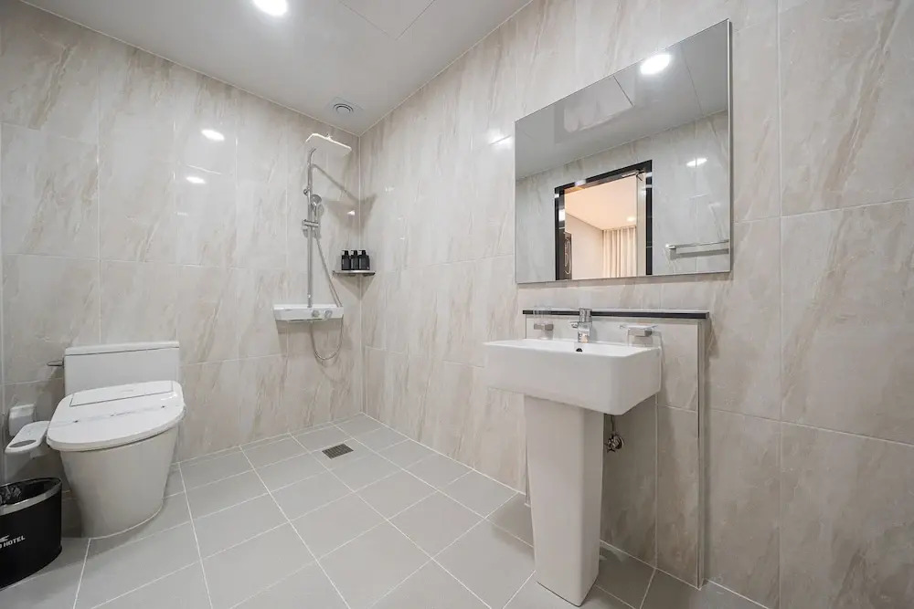 Hound hotel gunsan