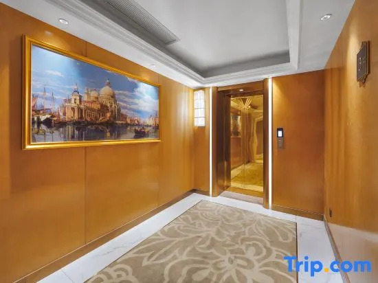 Vienna International Hotel (Xiangyang Minfa Square Fanyue Center Branch)