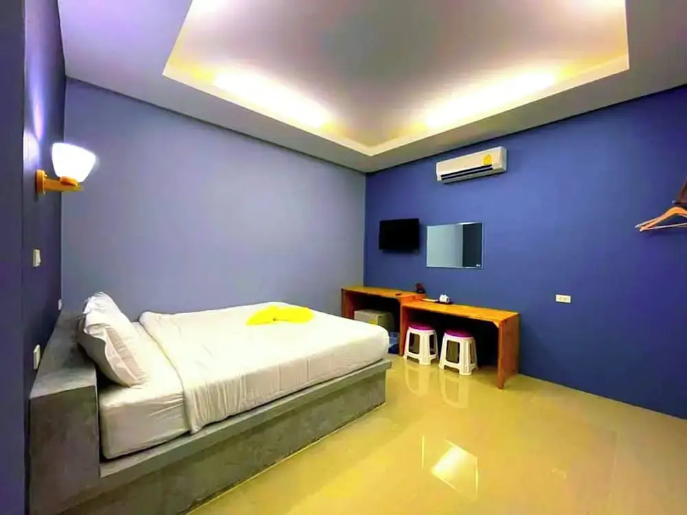Golden Palm Resort