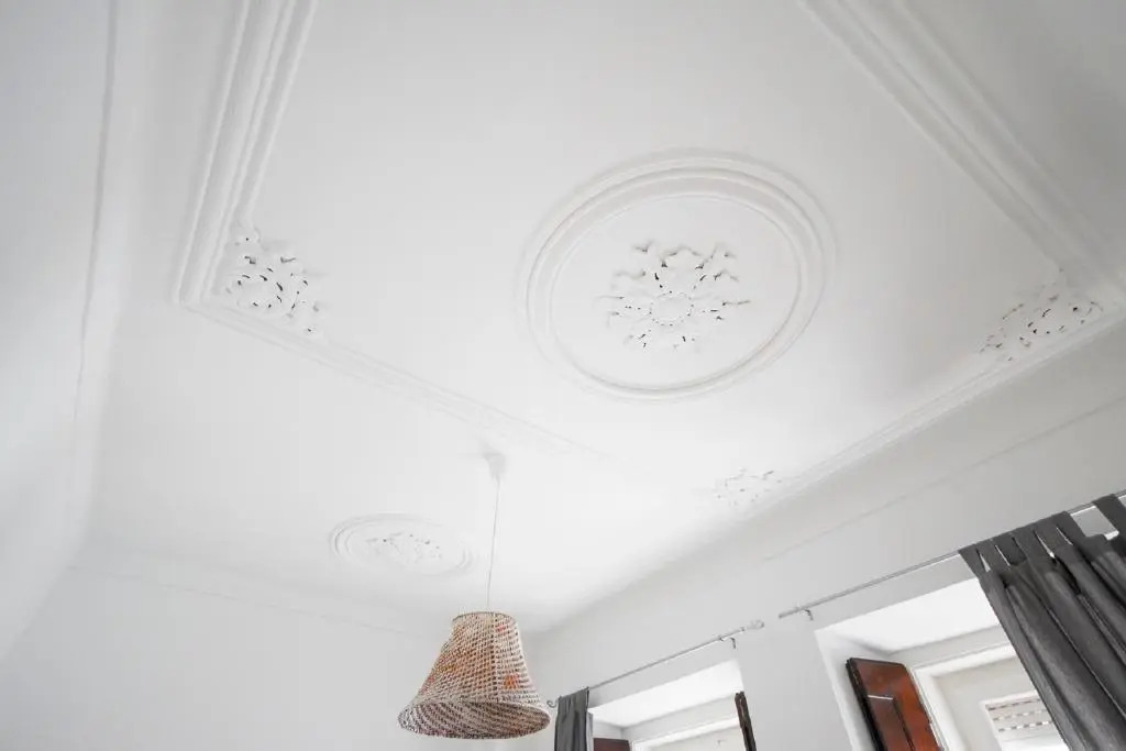 Trendy Alcantara Apartment