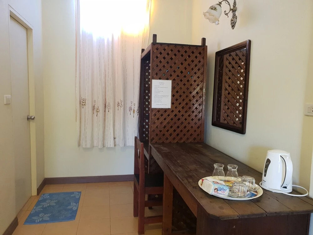 Benjapirom Private House