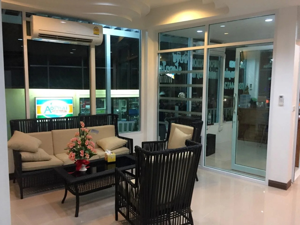 Sea Breeze Resort