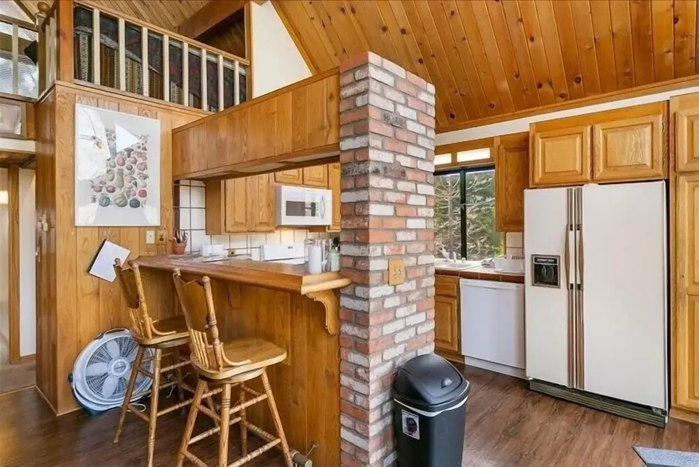 Secluded Mountain Getaway 3 Bedroom Home by RedAwning