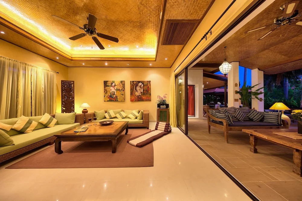 Baan Buaa - Beachside Pool Villa