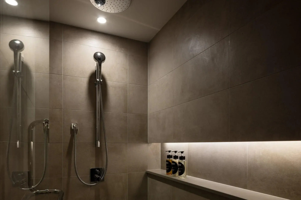 HOTEL GROOVE SHINJUKU, A PARKROYAL Hotel