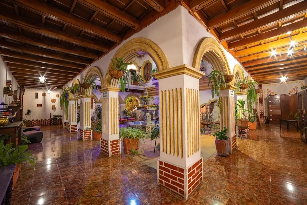Hotel Gran Plaza Euromaya