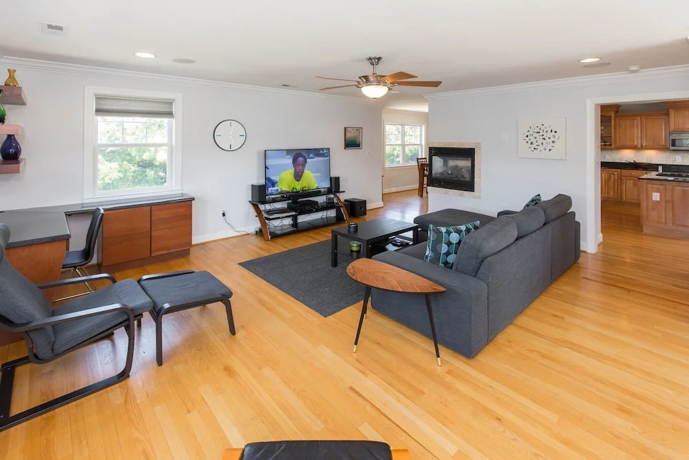 Pelican's Reach 4 Bedroom Condo