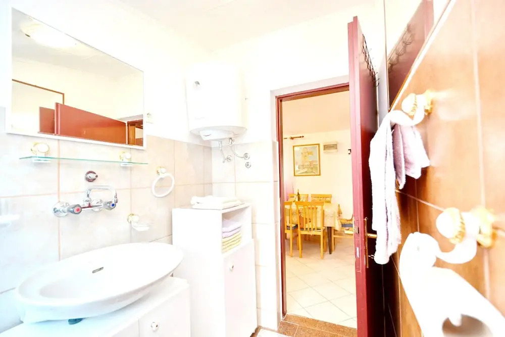 Apartment With 3 Bedrooms in Vir, With Enclosed Garden and Wifi - 250