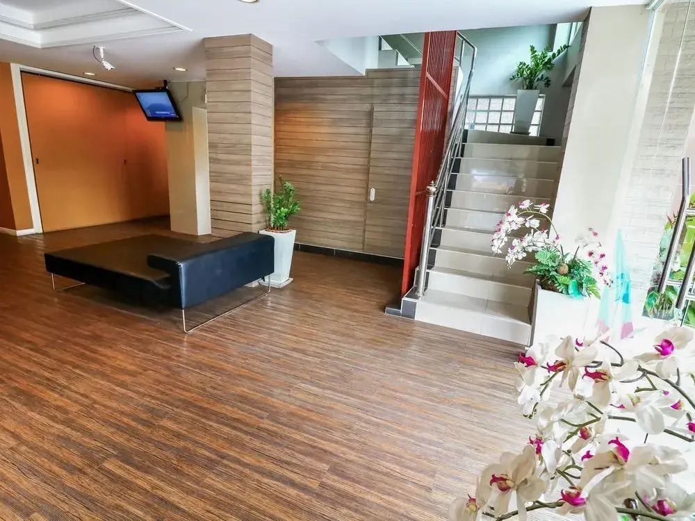 Ton Aor Place Hotel
