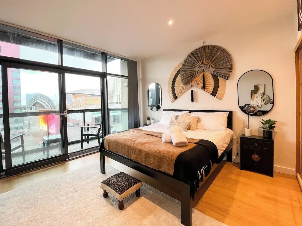 Hydro Apartments
