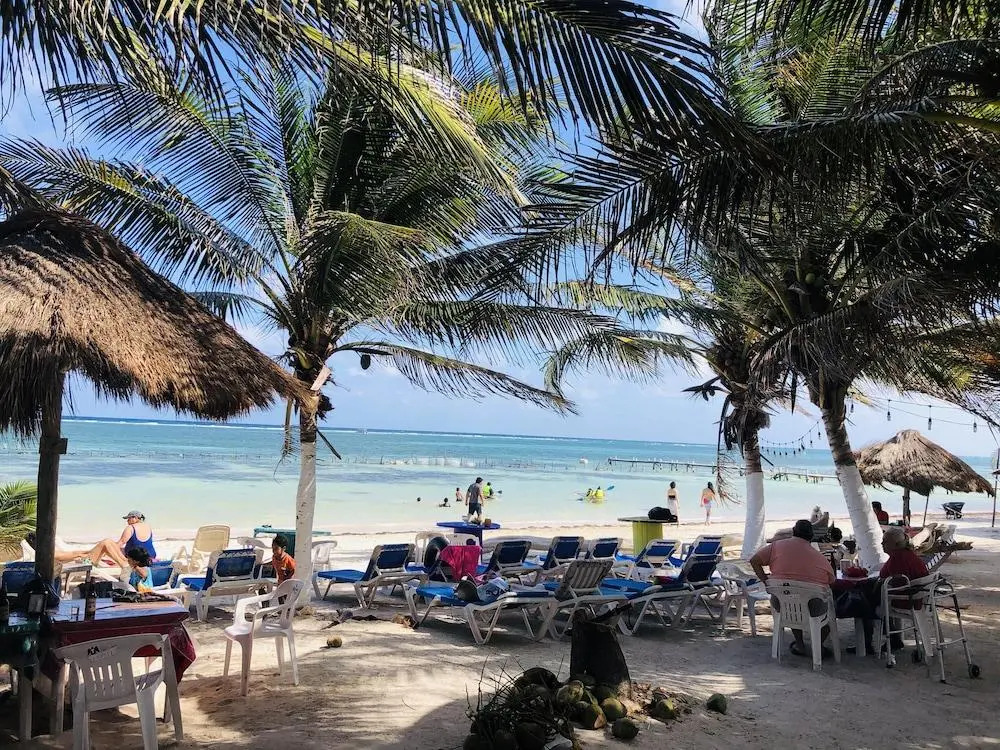 Camping Lunas Bar