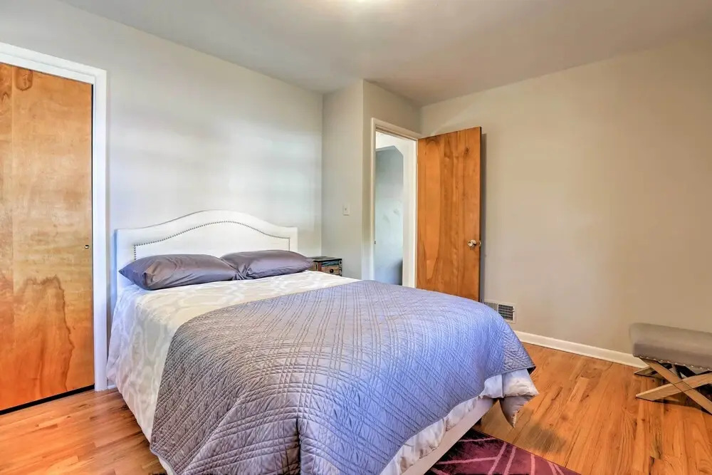 Englewood Retreat w/ Yard & Deck: Near Downtown!