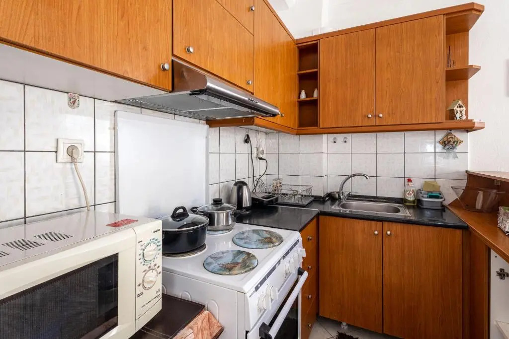 Honey apartment LA
