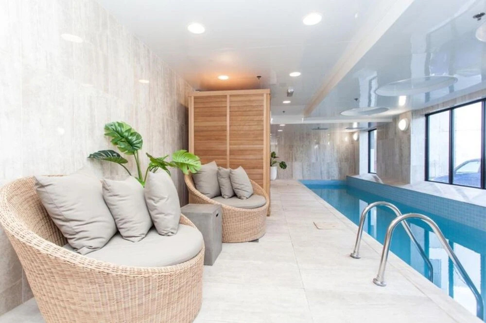 Luxury Apartment in Epsom