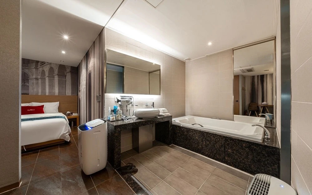 Hotel Staylight Sadang Inn