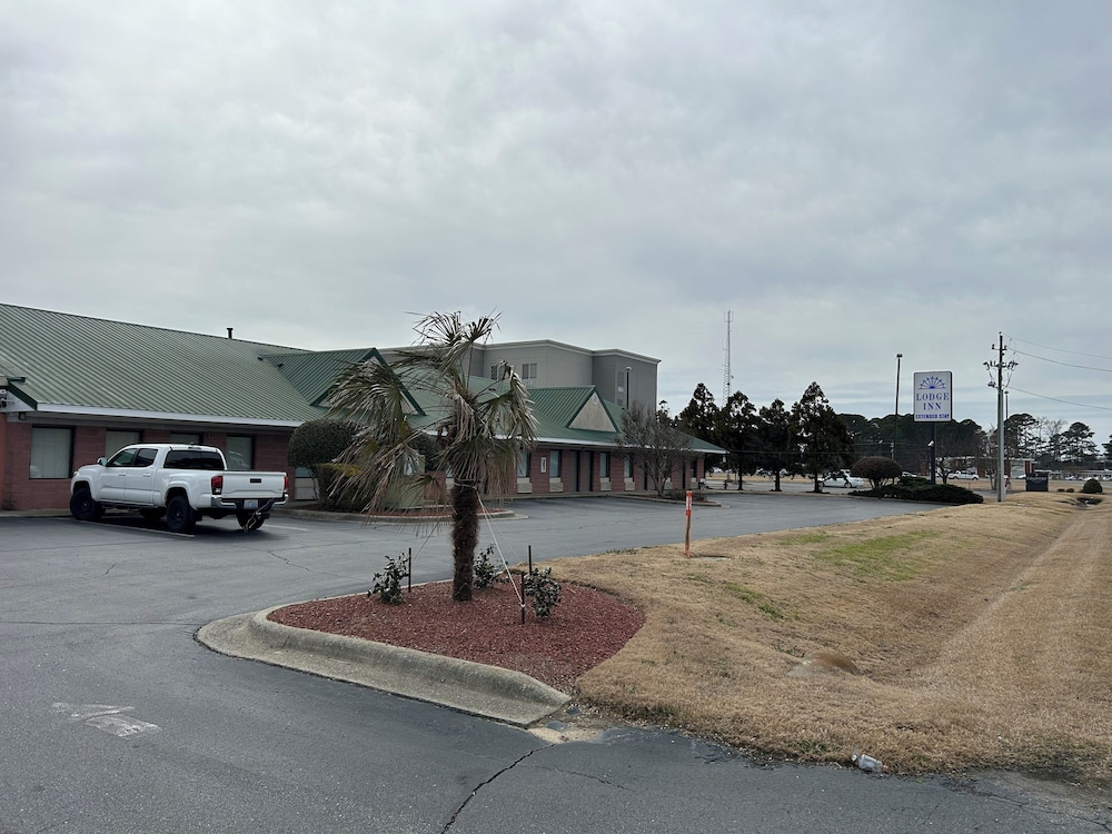Lodge Inn Extended Stay