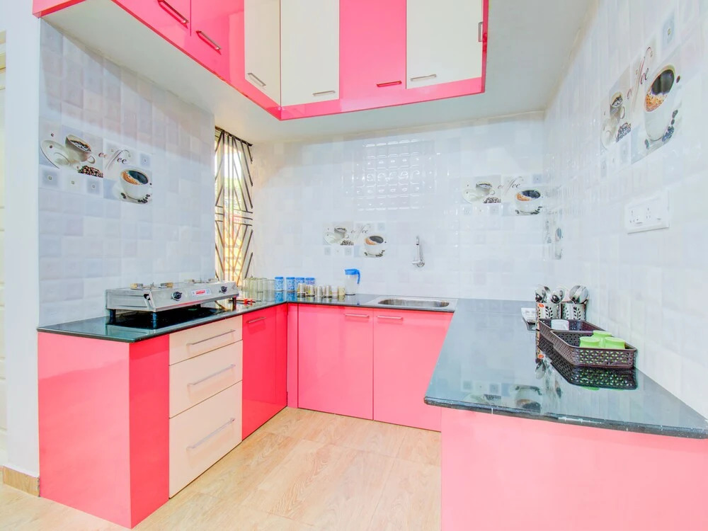 Oyo Home 23219 Bright Studio