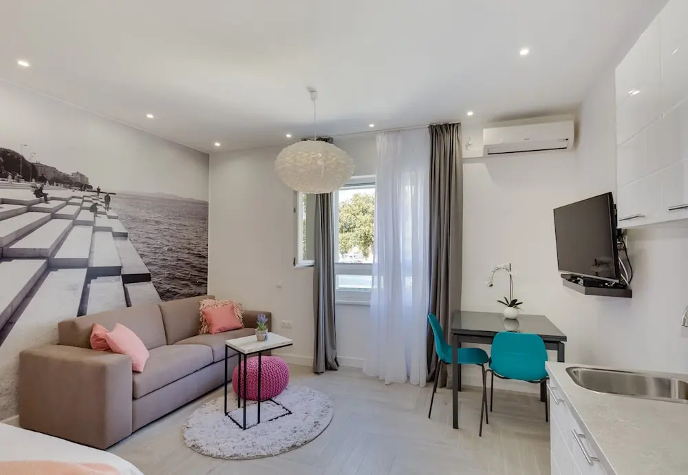Unique Studio Apartment