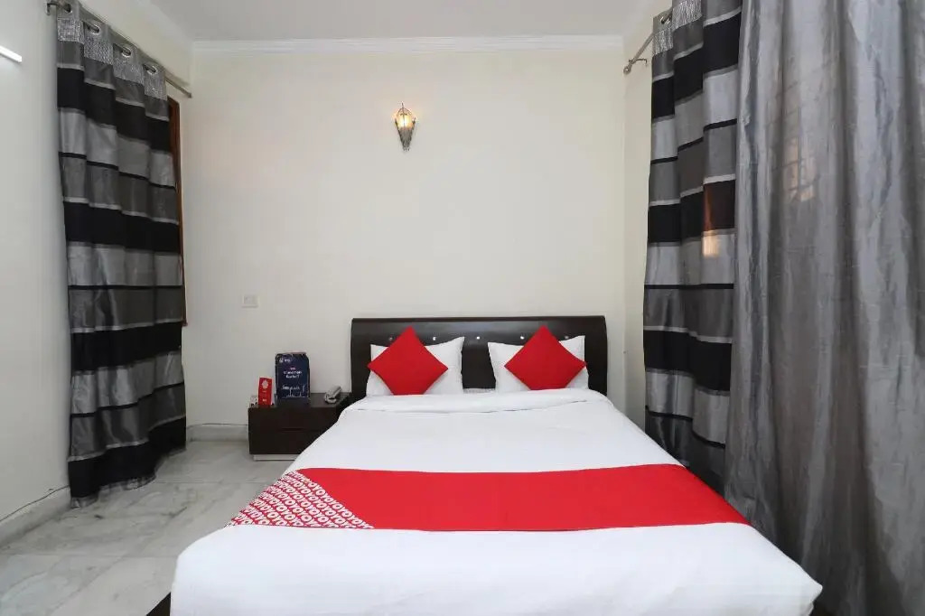 Blue Heaven by OYO Rooms