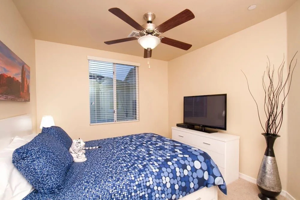 Some Kind of Wonderful 3 BR by Casago