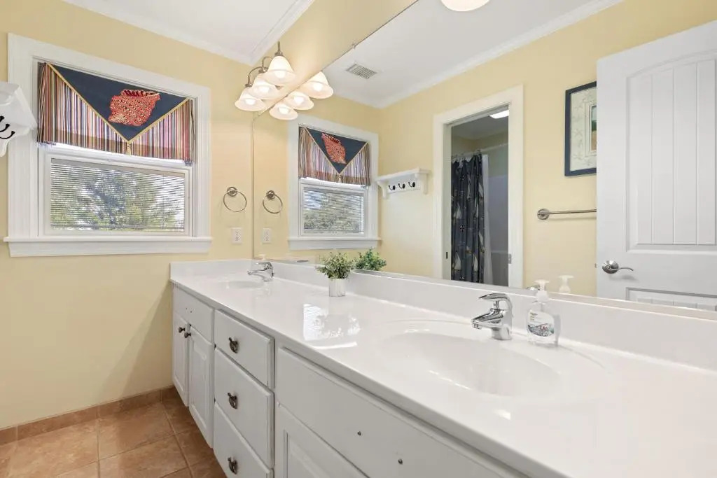 211 E Arctic - Tee Fore Two - Oceanfront - 4 Bedrooms