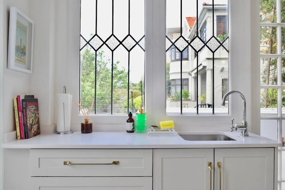 Characterful and Stylish 3 Bedroom Home In Green Point