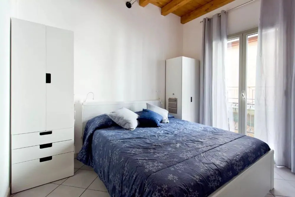 Apartment With one Bedroom in Palermo, With Balcony and Wifi - 10 km F