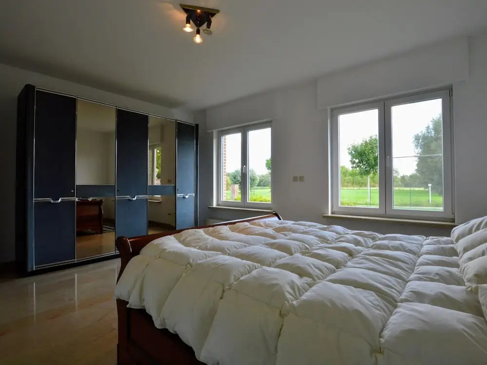 Spacious Villa in Zingem With Garden