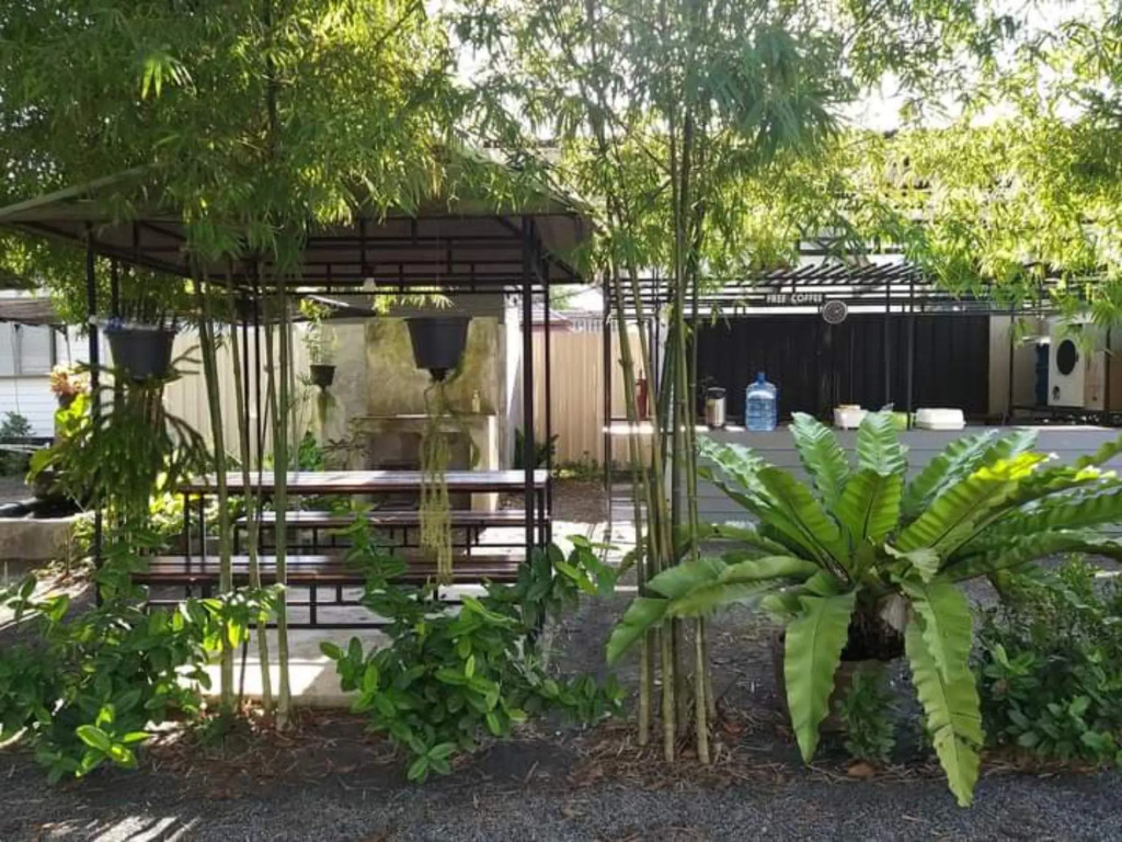 Baan Rim Nam Resort