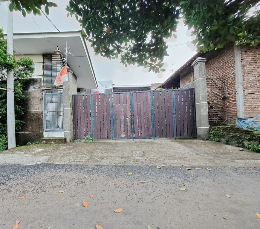 OYO LIFE 93634 Penginapan Dpalinggihan Syariah