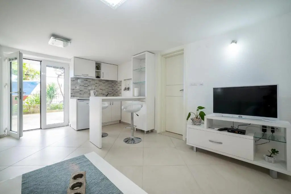 Apartments Teodo