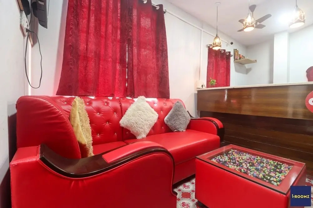 iROOMZ Hotel Galaxy Grand