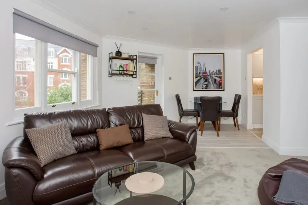 Homely 2 Bedroom Apartment in Maida Vale